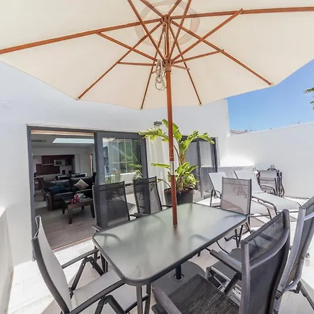 Temisa Luxury Fariones Apartment